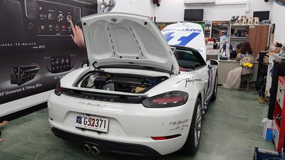 保證正品 Porsche 718 原廠大螢幕 BoxsterS 衛星導航 GTS 數位電視 征服者5288 行車記錄器
