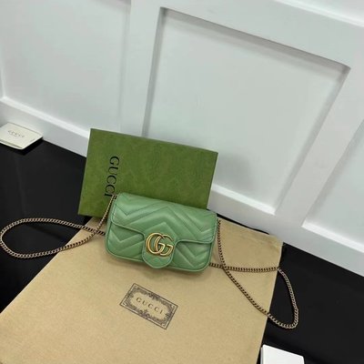 二手出售 Gucci 古馳 GG 系列絎縫皮革超迷妳手袋 淺綠色 肩背包 斜挎包 鏈條包 女包 476433 現貨