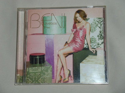 BENI-愛情盒Love Box(CD+DVD)-日本R&amp;B新世代歌姬BENI第2樂章,首週公信榜冠軍專輯-14首有中板.抒情.舞曲和適合現場演唱的專輯-二手