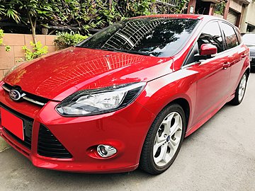 2015 Ford Focus 年輕款式 流線型優 車況漂亮 五門掀背車