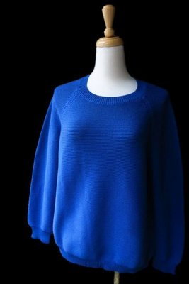 *Beauty*WEEKEND MAXMARA藍色長袖針織衫I42號 原售5900 元 現特價出清
