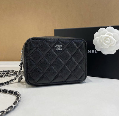 香奈兒 Chanel 經典classic 超難買 相機包 現貨 限面交 經典黑牛皮銀扣 現貨 14x10x6