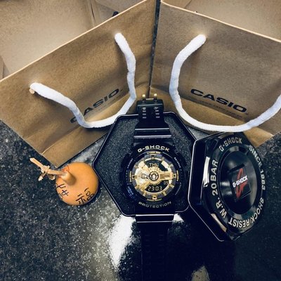 卡西歐GA110黑金手錶