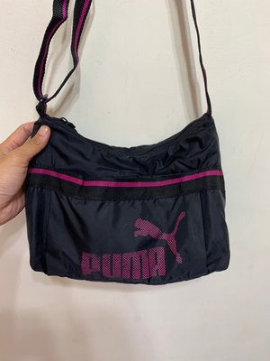 「 二手包 」 Puma 斜背包（黑）R