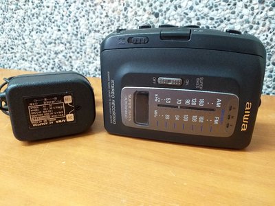 JAPAN 日本 AIWA 收音機隨身聽-無外盒-有專用變壓器 可跳面 全循環設定