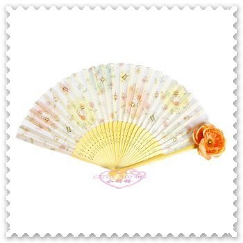 ♥小公主日本精品♥ Hello Kitty 折扇 手拿扇 方便收納 風扇 搖扇 扇子 花朵 33132105