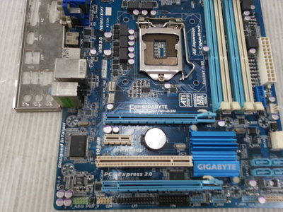 【 創憶電腦 】技嘉 GA-H77M-D3H USB3 DDR3 1155腳位 主機板 附檔板 直購價 750元