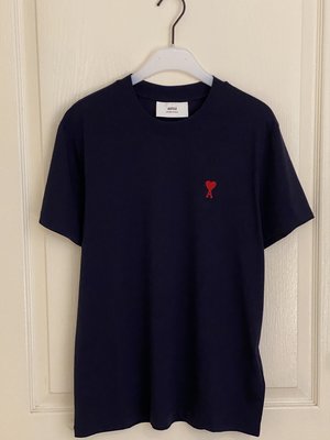 全新 Ami Paris heart embroidery 深藍色 T-shirt  XSS號&S號 現貨