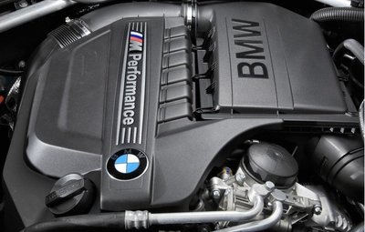 BMW M Performance 引擎飾蓋 飾板 For F26 X4 35i M40i ( N55 )
