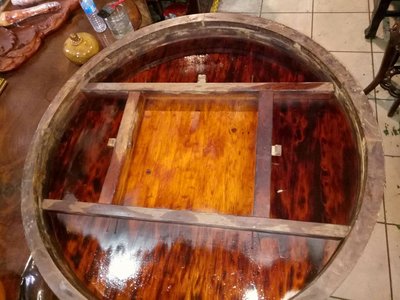 台灣檜木圓桌。一塊板 3呎6 重油閃花 含腳