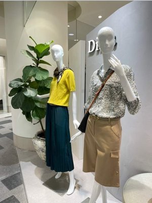百貨專櫃品牌 迪法爾 DIFFA 黑色/綠色百摺設計款褲裙 38號 IROO MOMA JOAN DITA 銀穗