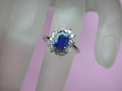 (雲凱珠寶部落格)1.23克拉天然藍寶石戒指，斯里蘭卡藍寶石