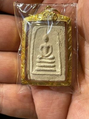 泰國第一神尼 冠咩布倫 佛曆2499年（距今66年）崇迪 泰國訂製80金殼 附薩瑪空驗證卡