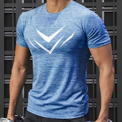 吸濕排汗速乾透氣  輕柔彈性布料 圖案印刷 健身訓練 慢跑 籃球 緊身 男款運動短袖T恤 S133 (WM運動專賣店)