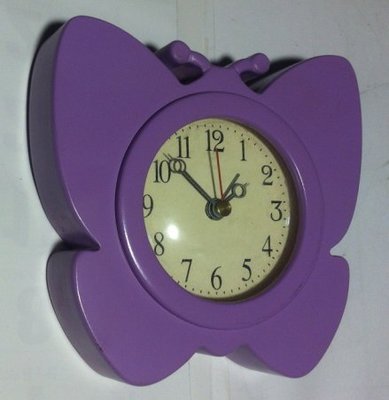 【Timezone Shop】蝴蝶木頭鬧鐘 掛鐘 時鐘/掛鐘/clock/壁鐘/鬧鐘 3色可選 藍/粉紅/紫