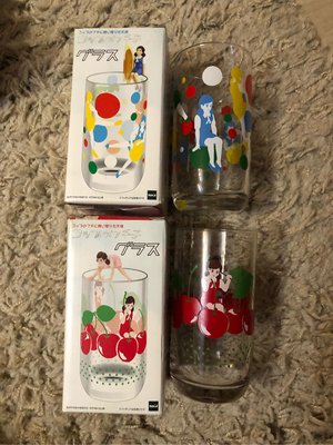 日本正品杯緣子 Hello Kitty 等18個 渡邊直美扭蛋吊飾5個 玻璃杯二個 小酒杯4個出清特價