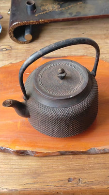 日本 老鐵壺 南部盛榮堂  容量適合泡老茶大容量2升左右，分