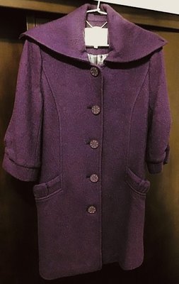 ♡二手香港製造【BearTwo】服飾紫紅色五分袖長大衣外套