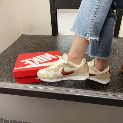 現貨 iShoes正品 Nike Venture Runner Wide 女鞋 奶茶 沙色 休閒鞋 DM8454-105