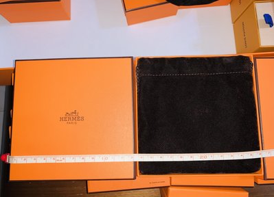 名品特搜站~ Hermes原廠的皮夾盒、皮件盒、Key Ring盒、名片&amp;零錢盒、防塵套、緞帶等，不是LV、Chanel