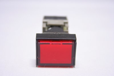 日本 富士電機 長方形 紅色 照光 按鈕 按鍵 開關 帶燈按鍵 AH165-TLR E3 FUJI LED 16MM