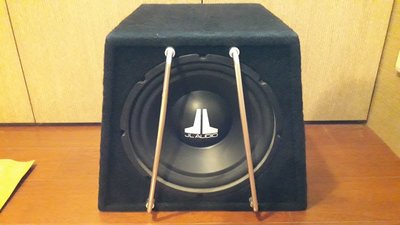 美國 JL Audio 10吋重低音喇叭+音箱/外觀功能正常/限買家自取