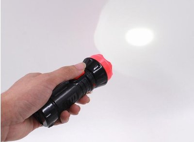 LED可充電免電池式 強光便攜照明袖珍迷你手電筒