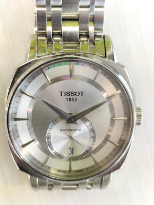 天梭(TISSOT)小三針自動錶，瑞士高階2895機芯，錶徑40,藍寶石水晶玻璃，防水50米，鋼帶全長