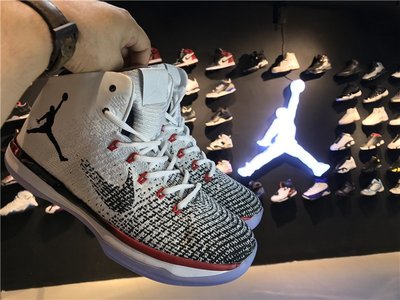 Air Jordan XXXI “Black Toe” 黑白 經典 潮流 中筒 籃球鞋 男鞋 845037-108