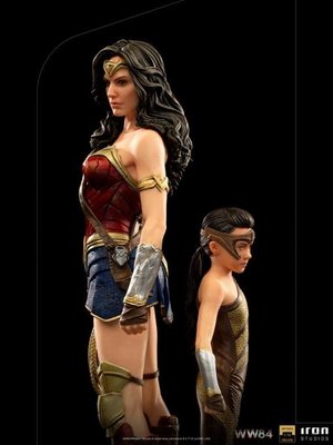 全新 Iron Studios Deluxe 豪華版 1/10 WW84 神力女超人和幼年黛安娜 雕像