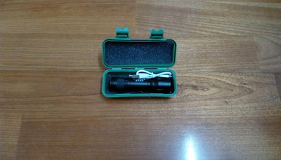 USB充電式手電筒 111年信音股東會紀念品 每件200元 限量7件 運費另計
