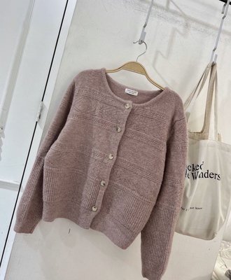 轉賣 韓國🇰🇷琥珀金釦麻花針織長袖外套 sizeF 粉色