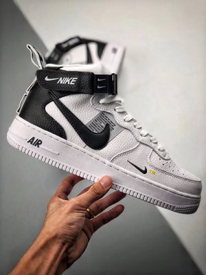 Nike Air Force 1 Mid AF1 黑白 字母 小勾 皮革 簡約 低幫 滑板鞋804609-103情侶鞋
