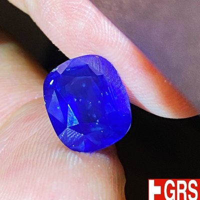 【台北周先生】天然皇家藍藍寶石 7.04克拉 無燒 頂級濃郁Vivid blue 最棒錫蘭產 送GRS證書