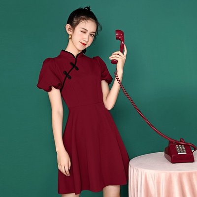 紅色旗袍2022年夏季新款法式少女學生年輕款日常可穿改良版連衣裙~詩夫特
