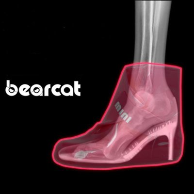 = envogue =U11韓國Bearcat時尚防滑PVC雨鞋套 時尚短靴型鞋套/雨鞋套 加厚/防水/防滑 可折疊
