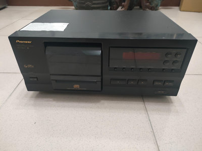 Pioneer PD-F407 25片CD 播放器音響，線已被剪，..偉哥大人早期二手老卡帶絕原版擴音機放大器音饗收藏…窩