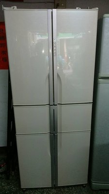【中古、二手、撿便宜家電行】日本原裝~日立-六門(445公升)冰箱