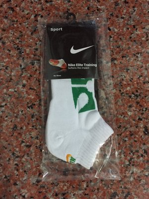 Nike襪子 /【圖騰款】【秋冬季厚款短襪】【白底綠標】【現貨】