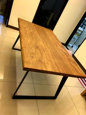 【原味手工家具】非洲馬柚餐桌(鐵腳) -台南 原木 家具