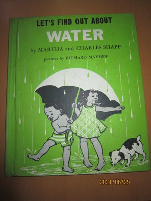 #換新收藏#[GROLIER 出版][LET'S FIND OUT ABOUT WATER][1962年]~品項如圖~