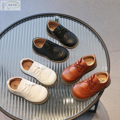 2023新款男女童鞋韓版兒童休閒鞋豆豆鞋學生運動板鞋舒適皮鞋 帶鞋帶