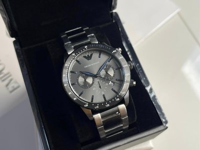 EMPORIO ARMANI Mario 鐵灰色錶盤 黑色配銀色不鏽鋼錶帶 石英 三眼計時 男士手錶 AR11391 亞曼尼腕錶