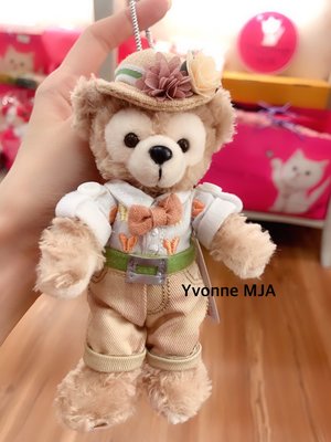 *Yvonne MJA* 日本 迪士尼樂園 限定 正版商品 2021年 春季 達菲 站姿 吊飾 娃娃