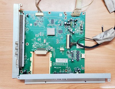 SAMPO 聲寶 EM-32PA08D 多媒體液晶顯示器 主機板 QPWBG6018Y1G-3- 拆機良品 /