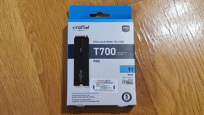 全新未使用美光Micron Crucial T700 1TB SSD (Gen5 M.2) 含原廠散熱片/捷元公司貨