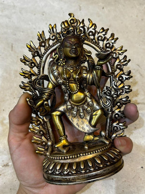 【二手】 清代 金剛瑜伽母 高約15cm 銅像 尼泊爾老佛像 尼泊爾收170 藏傳 佛像 唐卡【南庭玉】