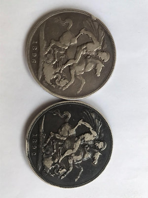左邊英國1896年維多利亞披紗馬劍銀幣