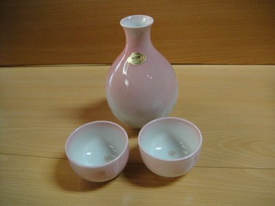 HELLO KITTY 有田燒 清酒壺＋杯組～1997年～