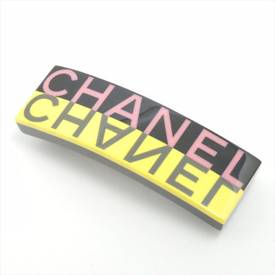現貨 Chanel 17年亞克力字母髮夾～成色新，長度6-7厘米左右